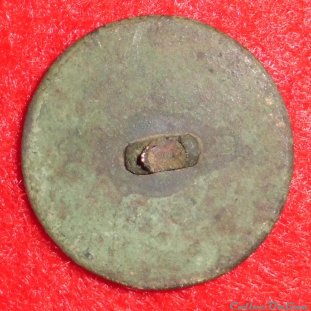 vetement et accessoire bouton militaire angers 1789 1790