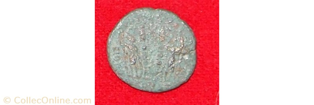 Constantin II - Nummus - La Gloire de l'armée monnaies antiques romaines imperiales et republicaines constantin ii nummus la gloire de armee