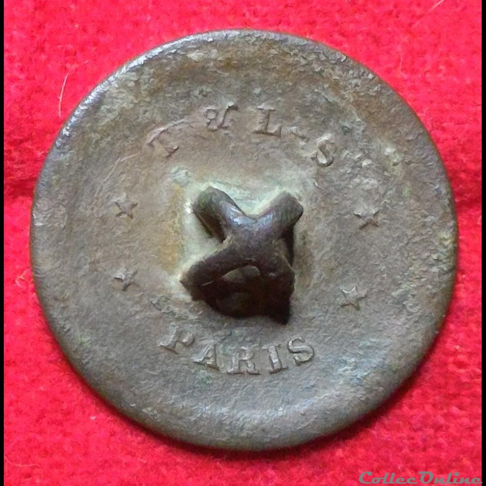vetements et accessoires boutons militaires 6 eme infanterie de ligne 1820 1844