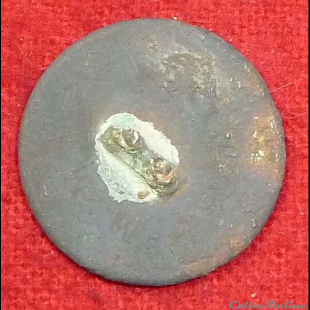 vetement et accessoire bouton militaire valence 1789 1790