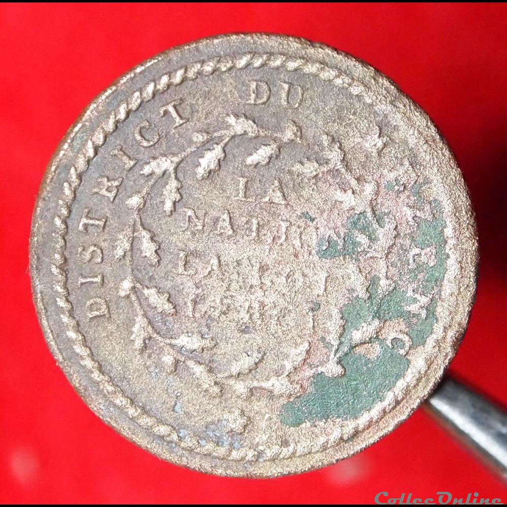 vetement et accessoire bouton militaire mezenc 1789 1790