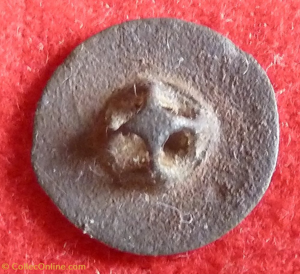 vetements et accessoires boutons militaires 1 ere infanterie de ligne 1786 1791