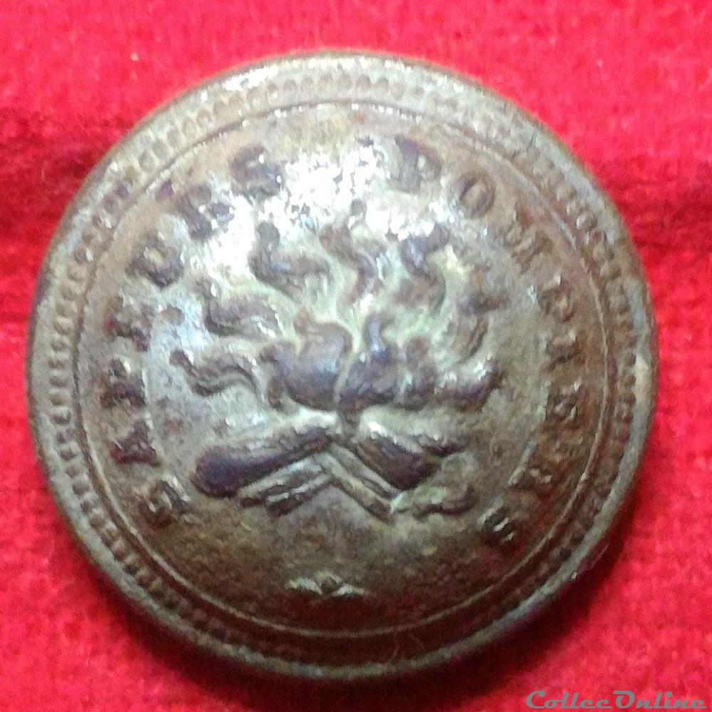Armée de terre - Sapeur pompier - 1870/1914 vetements et accessoires boutons militaires armee de terre sapeur pompier 1870 1914