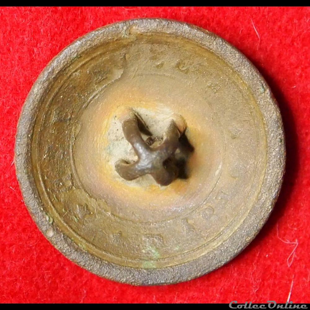vetements et accessoires boutons militaires 41 eme infanterie de ligne 1844 1871