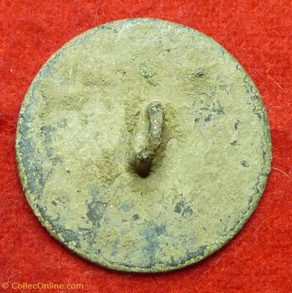 vetements et accessoires boutons militaires marine restaurations 2eme regiment infanterie de marine