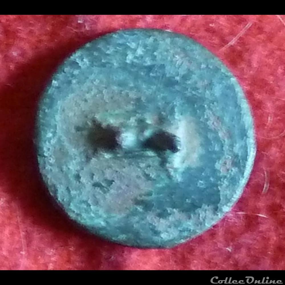 vetements et accessoires boutons militaires armee de terre infanterie 1792 1793