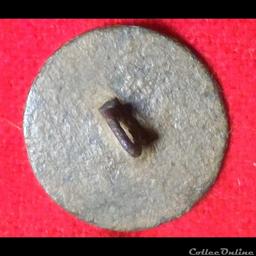 vetements et accessoires boutons militaires armee de terre infanterie 1792 1793