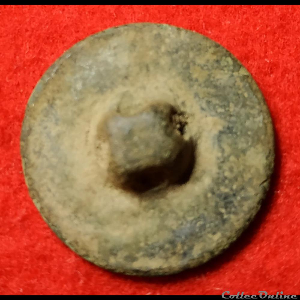 vetements et accessoires boutons militaires 3 eme infanterie de ligne 1762 1792