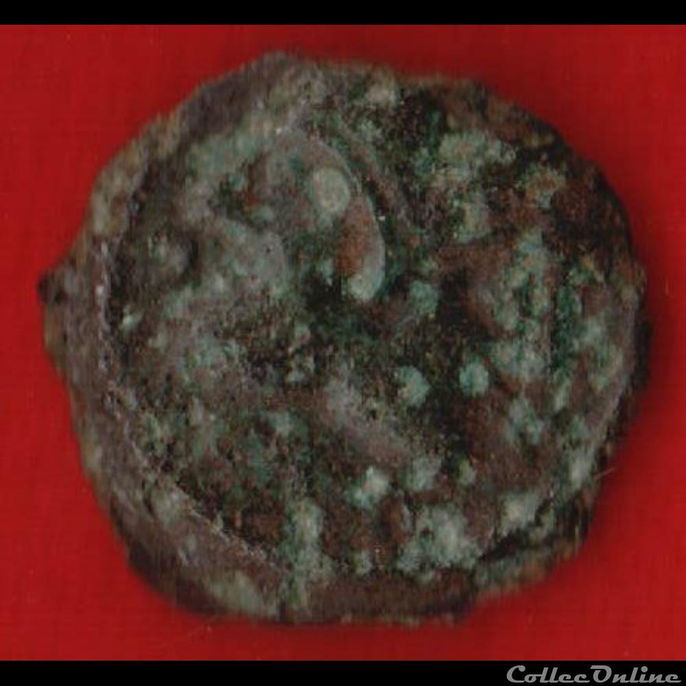 Suessions - Bronze à la tête janiforme monnaies antiques celtes suessions bronze a la tete janiforme