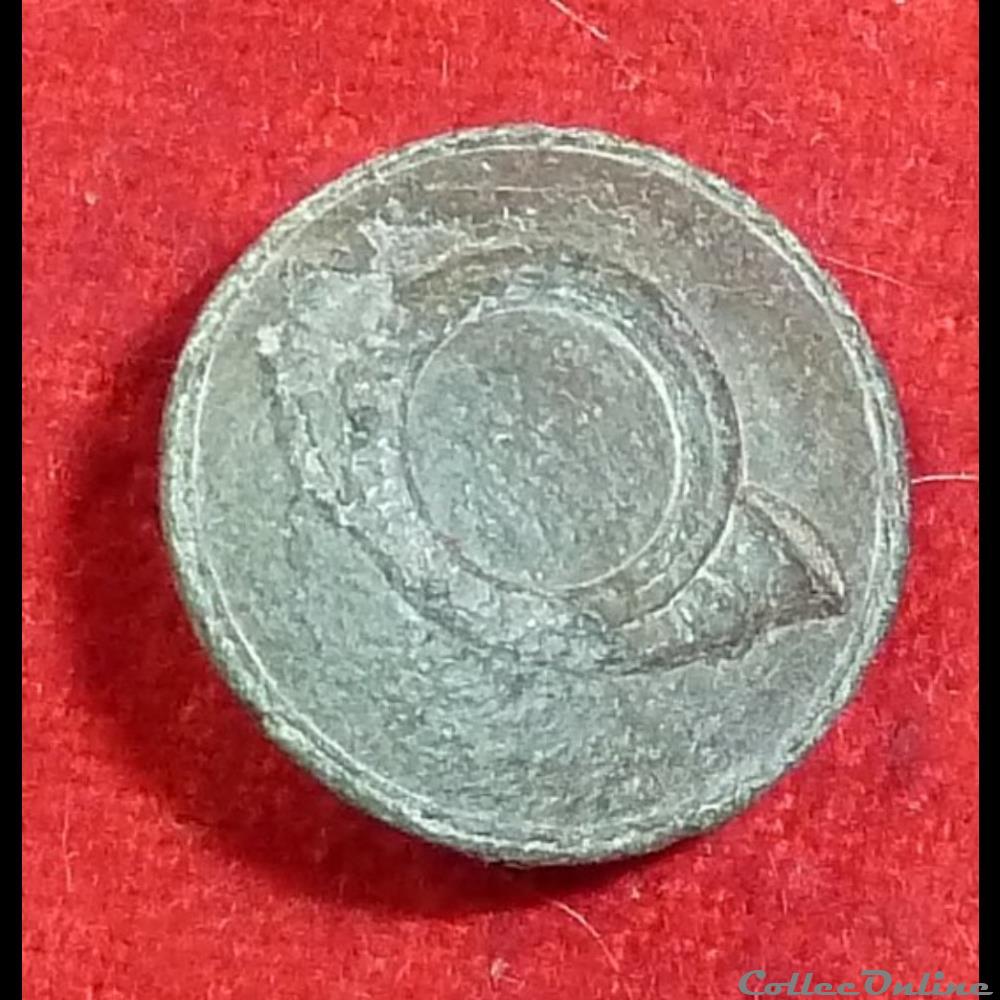 vetements et accessoires boutons militaires armee de terre chasseurs a pied 1871 1914