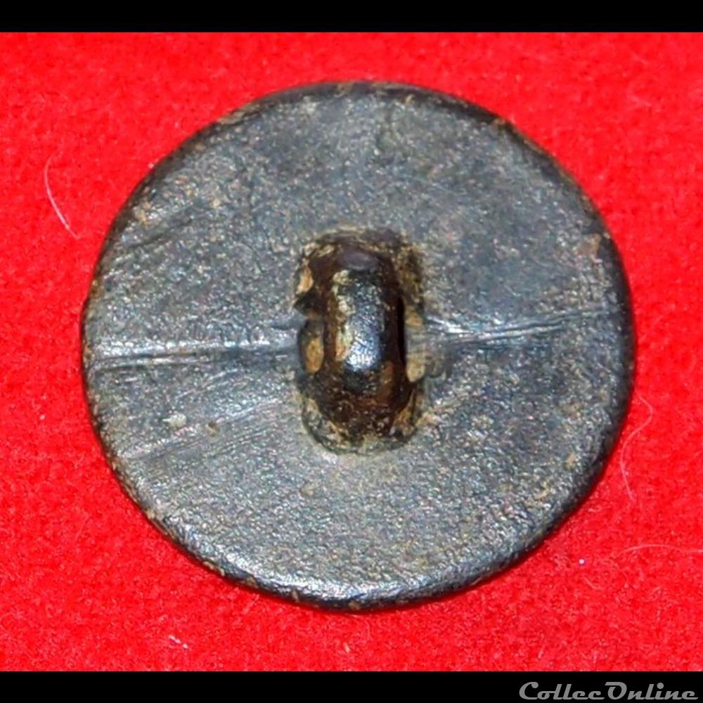 Armée de terre - Infanterie - 1792/1793 vetements et accessoires boutons militaires armee de terre infanterie 1792 1793