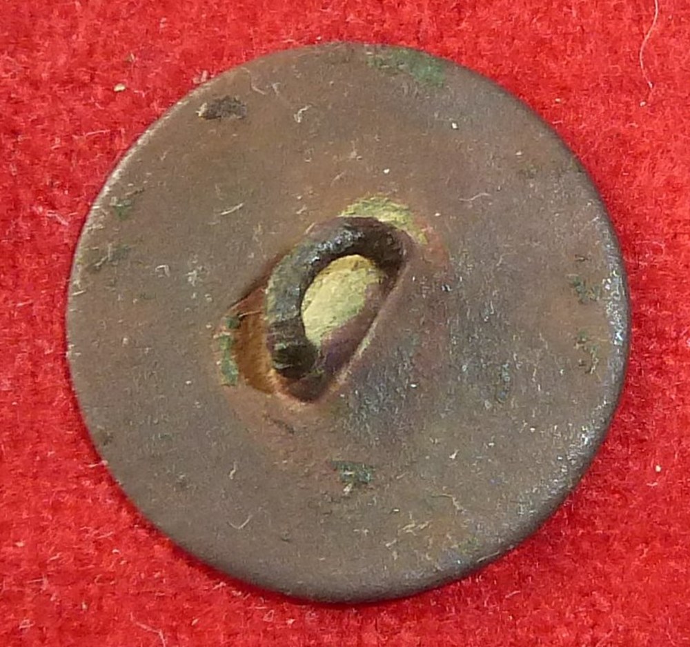 Marine - Restaurations - Officier de Marine vetements et accessoires boutons militaires marine restaurations officier de marine