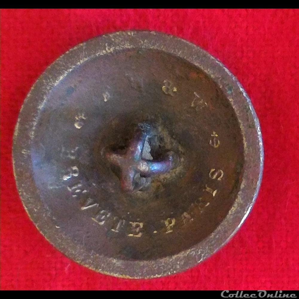 vetements et accessoires boutons militaires marine troisieme republique equipage de la flotte