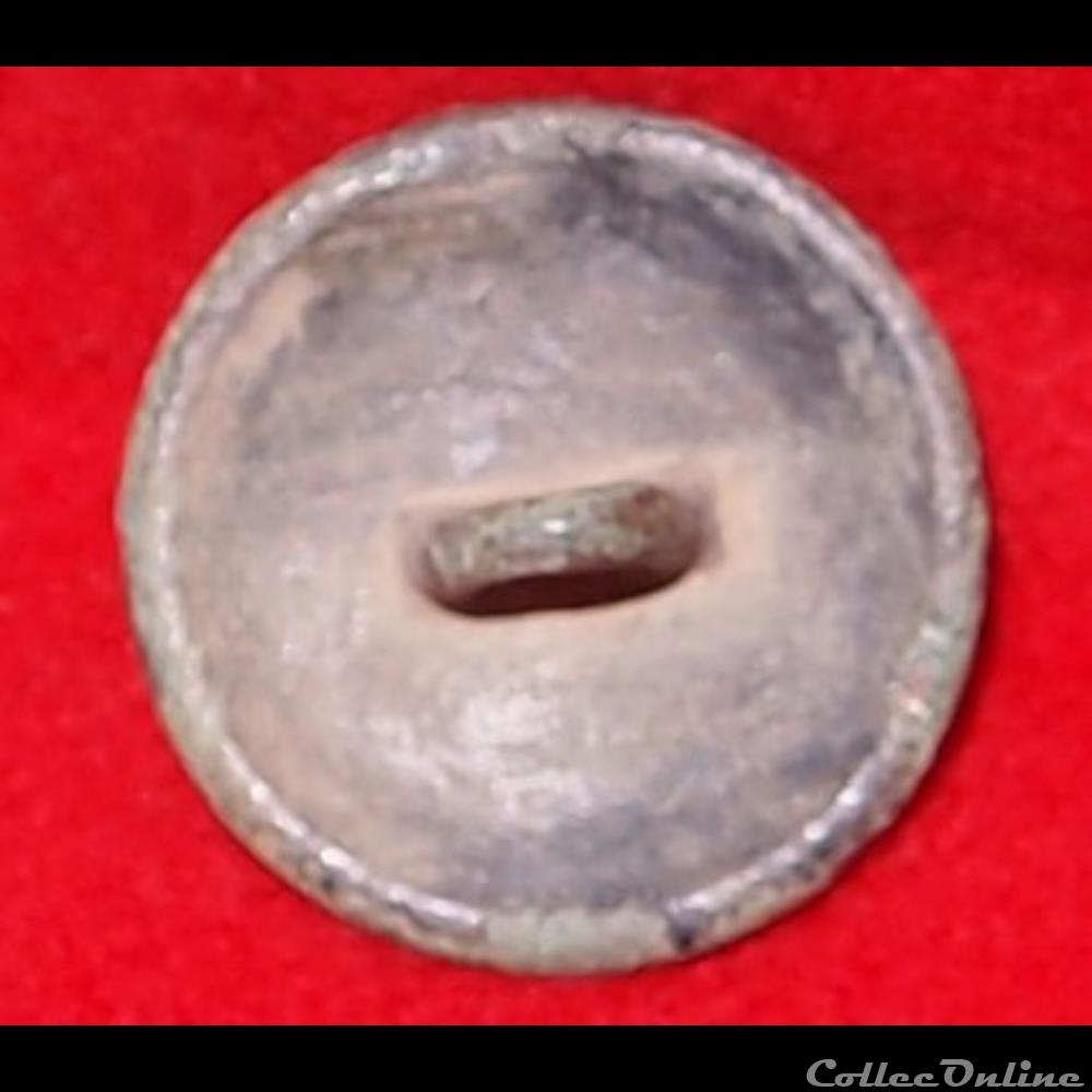 Armée de terre - Sapeur pompier de Paris - 1850/1885 vetements et accessoires boutons militaires armee de terre sapeur pompier de paris 1850 1885