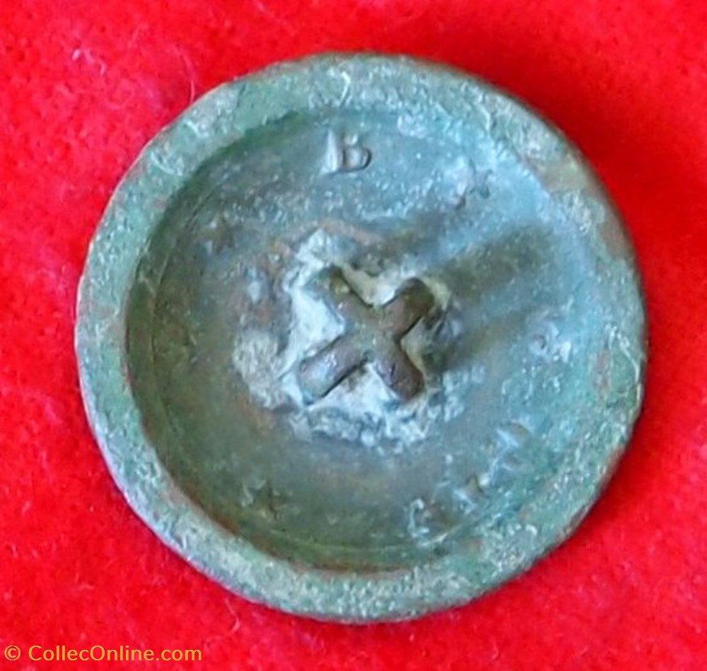 vetements et accessoires boutons militaires 56 eme infanterie de ligne 1844 1871