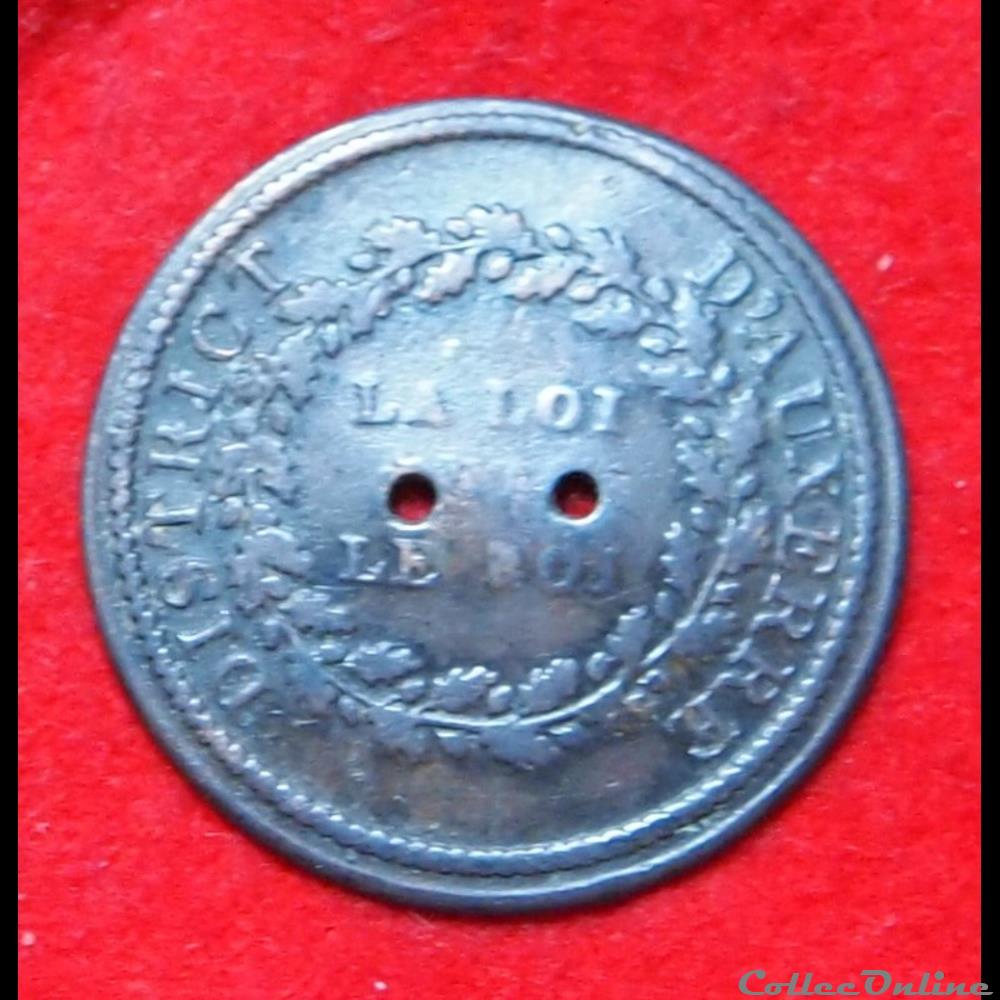 vetement et accessoire bouton militaire auxerre 1789 1790