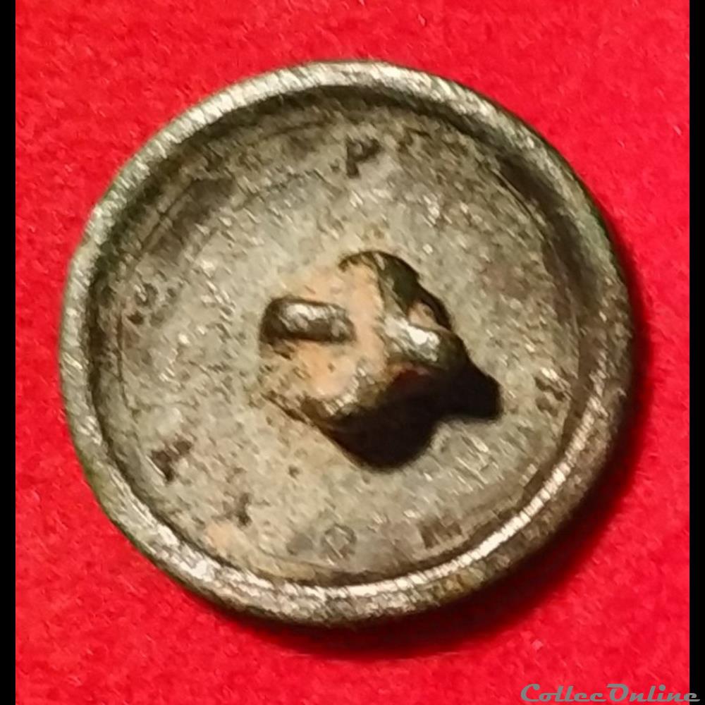 vetements et accessoires boutons militaires 2 eme infanterie de ligne 1844 1871