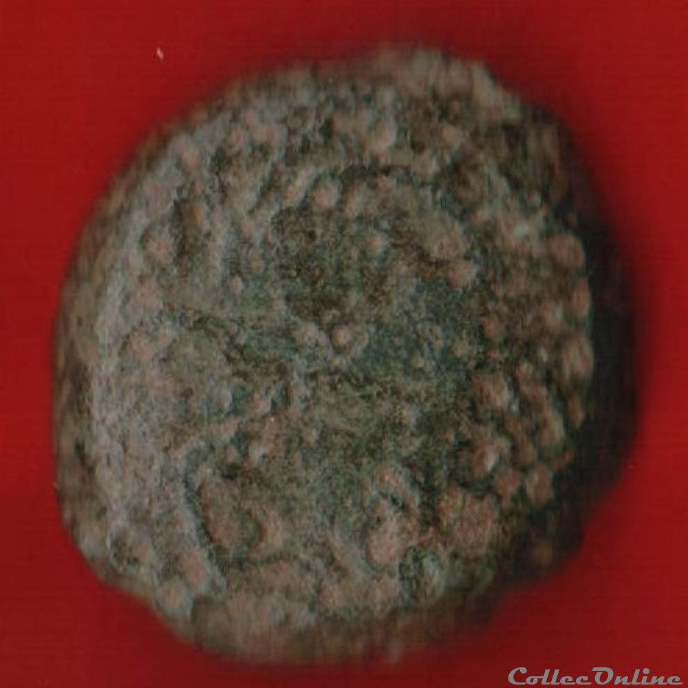 Carnutes - Bronze lourd à l'aigle et au croissant monnaies antiques celtes carnutes bronze lourd a aigle et au croissant
