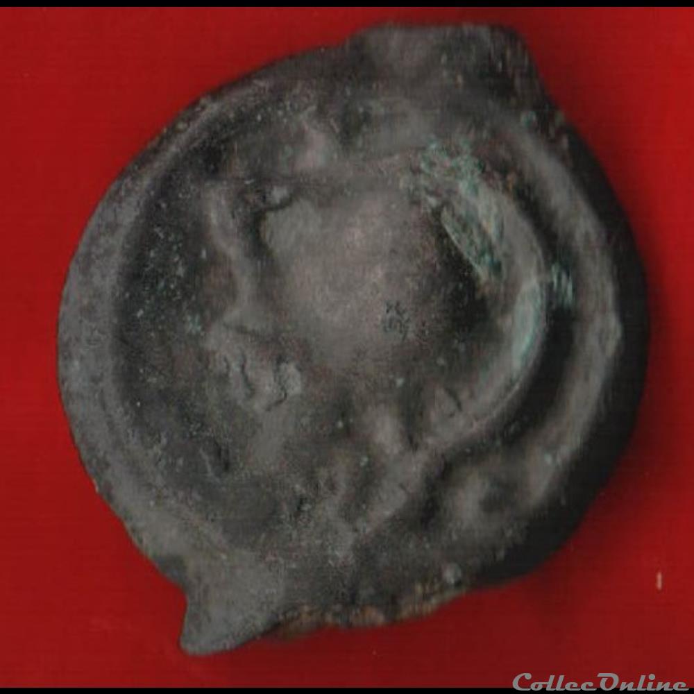 Senones - Potin à la tête casquée monnaies antiques celtes senones potin a la tete casquee