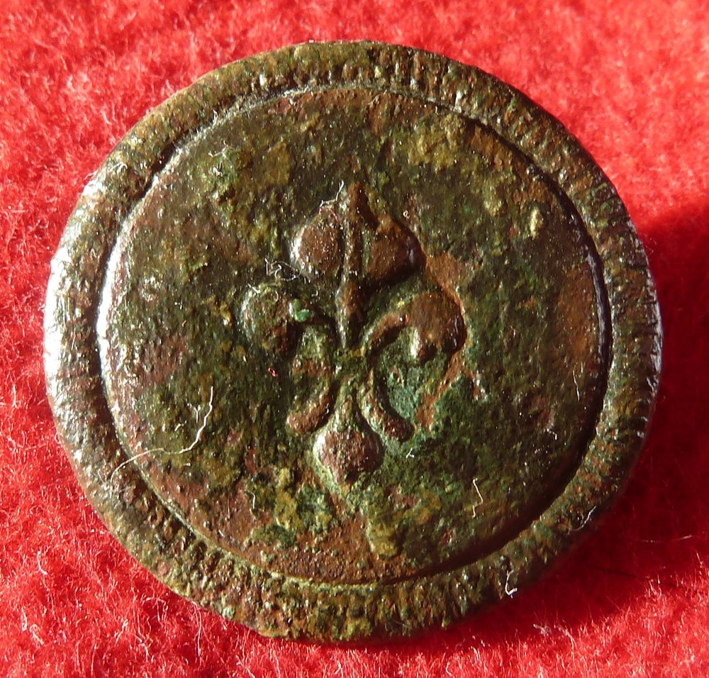vetements et accessoires boutons militaires armee de terre gardes nationales 1789 1790