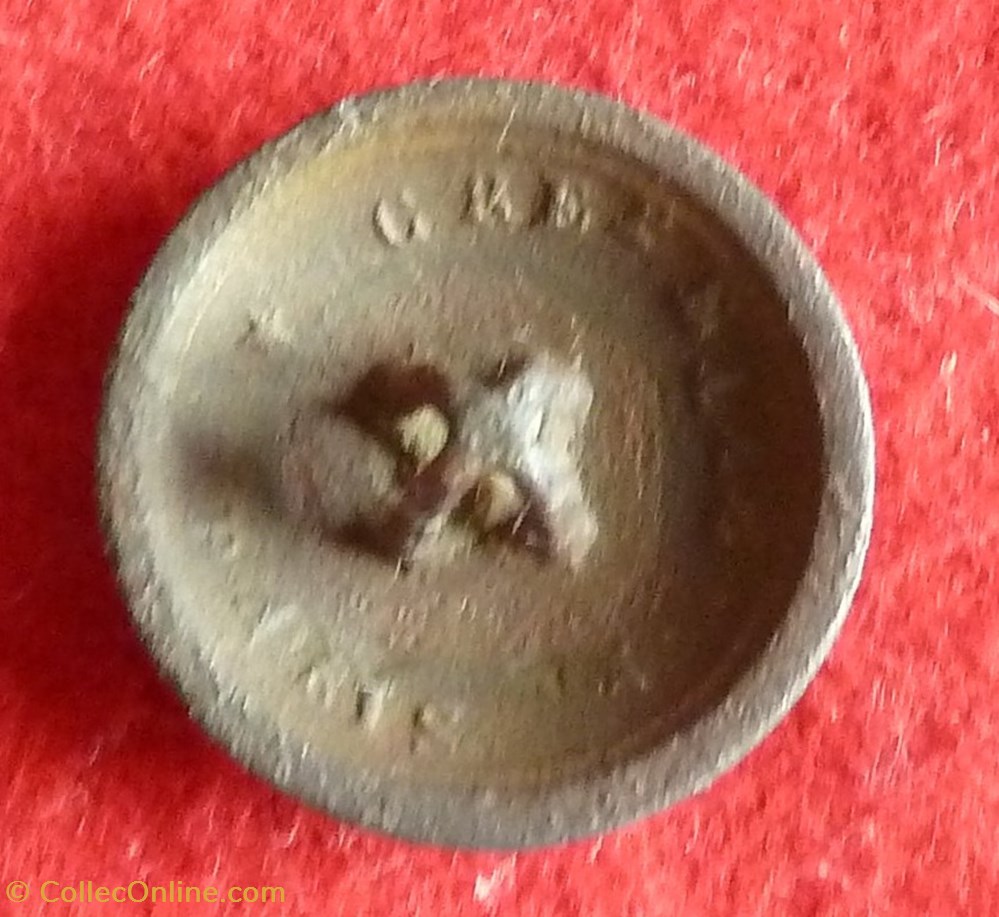 vetements et accessoires boutons militaires 13 eme infanterie de ligne 1844 1871