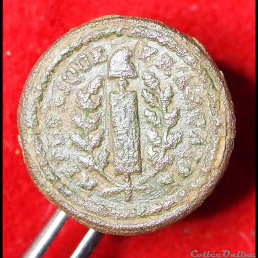 vetements et accessoires boutons militaires armee de terre infanterie 1792 1793