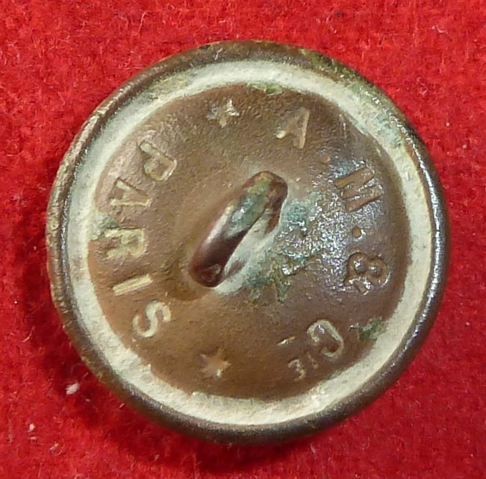 vetements et accessoires boutons militaires armee de terre sapeur pompier 1870 1914