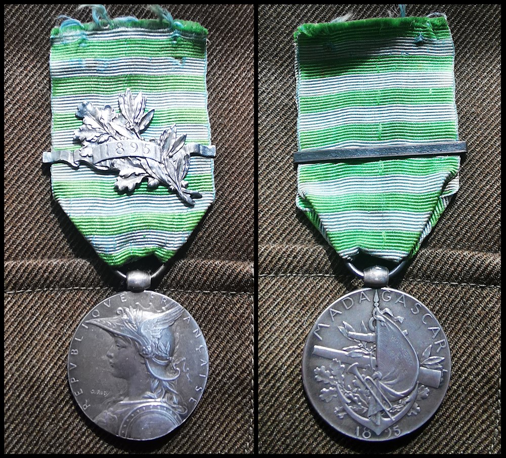 Médaille commémorative de Madagascar seconde expédition de 1894 à 1895 (1896) medailles medaille commemorative de madagascar seconde expedition de 1894 a 1895 1896