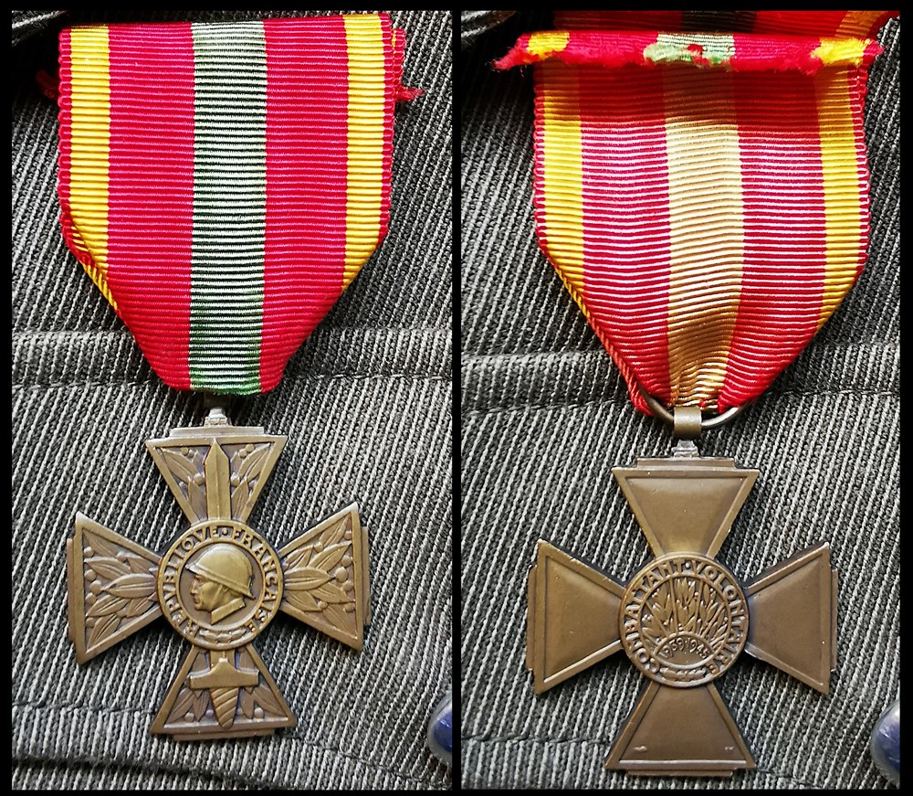 medailles croix du combattant volontaire de la guerre 1939 1945 1953