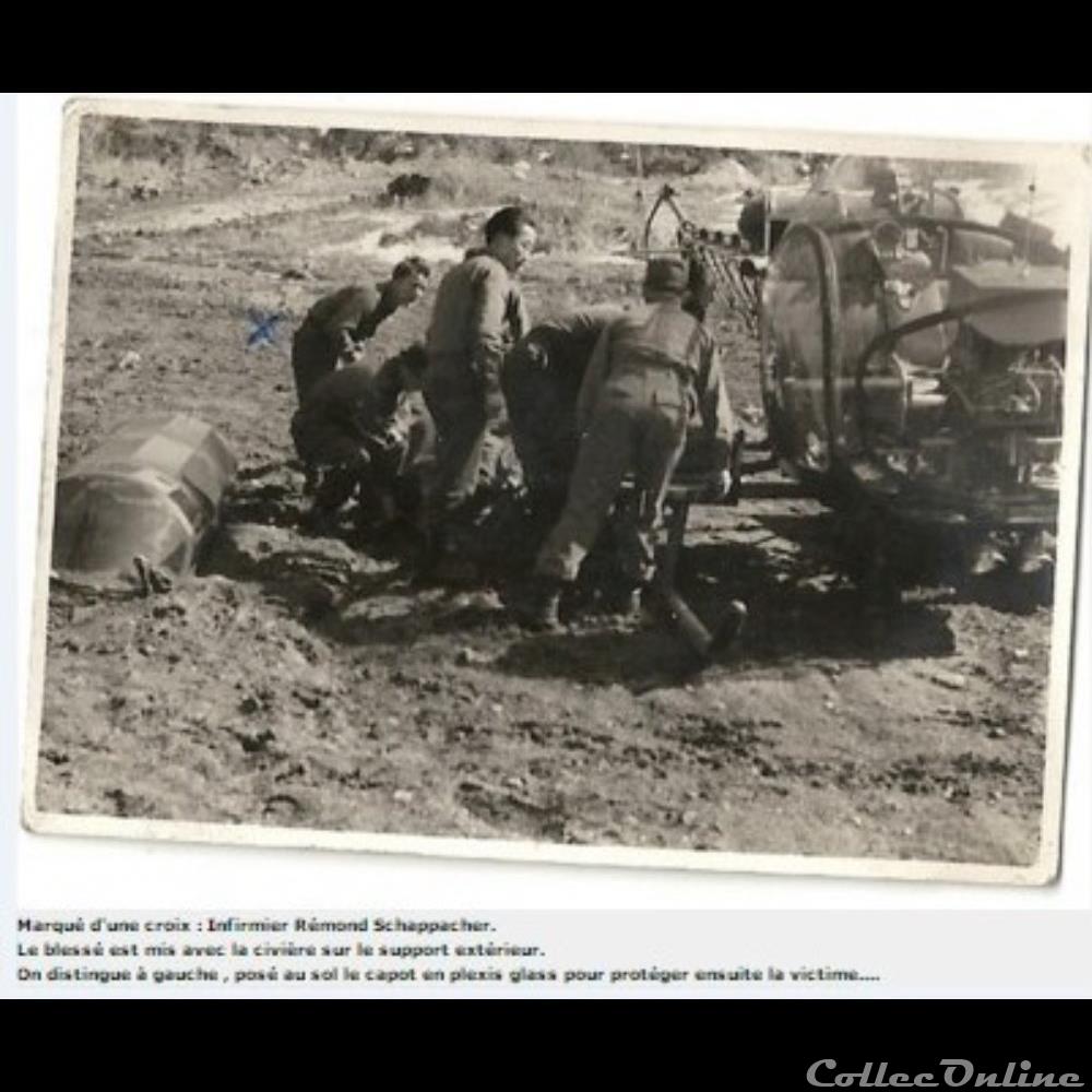 évacuation d'un blessé guerre de Corée 1952 photographie poid opium europe evacuation un blesse guerre de coree 1952