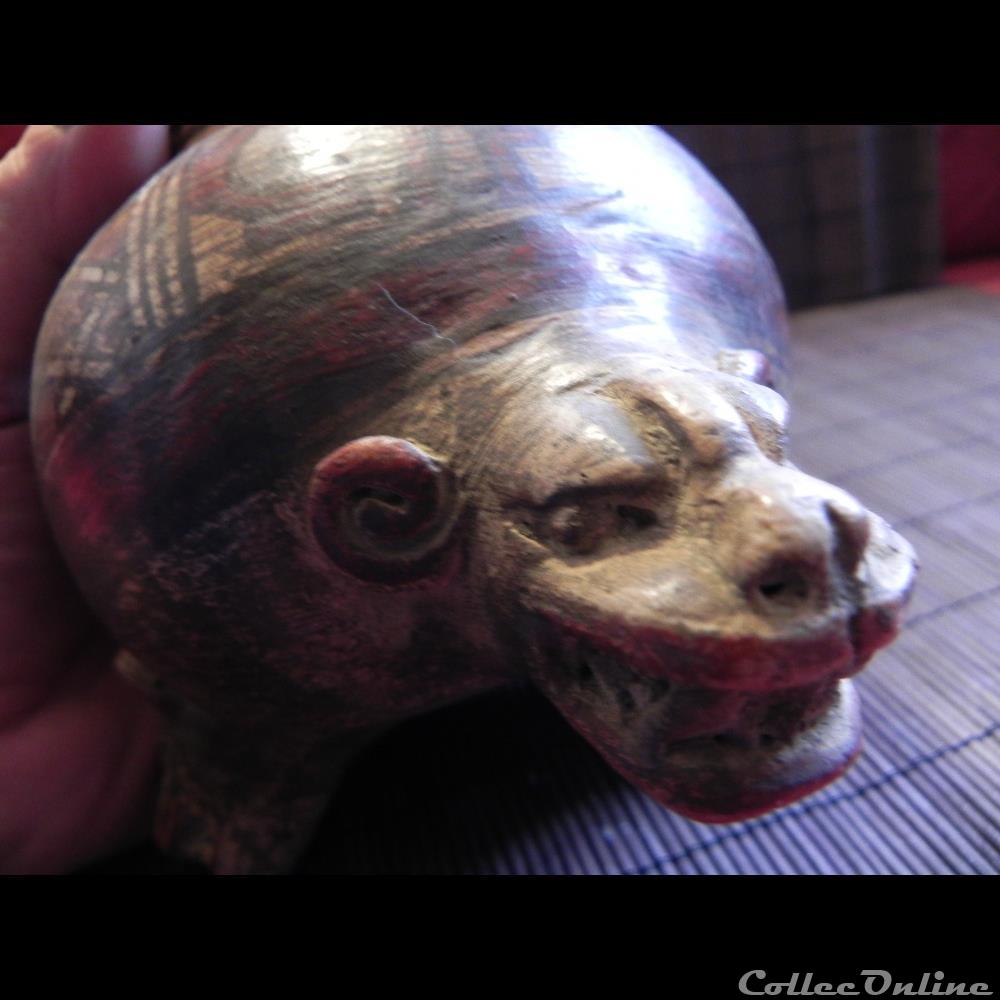 art antiquites archeologie amerique vase tripode zoomorphe en terre cuite a tetes de jaguar quetzalcoatl