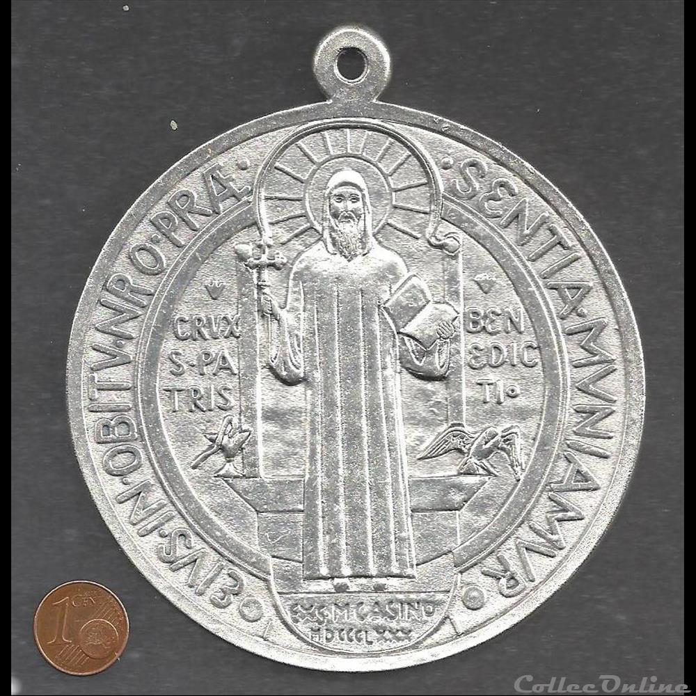 religieuse mandat territoriaux la medaille du jubile 1400 ans de saint benoit copie chinoise