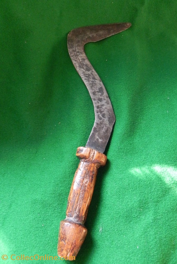 COUTEAU FAUCILLE NGBANDI militaria armes blanches couteau faucille ngbandi
