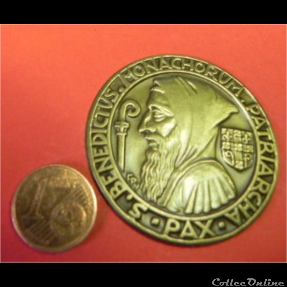 religieuse mandat territoriaux estampage medaille de st benoit en tole