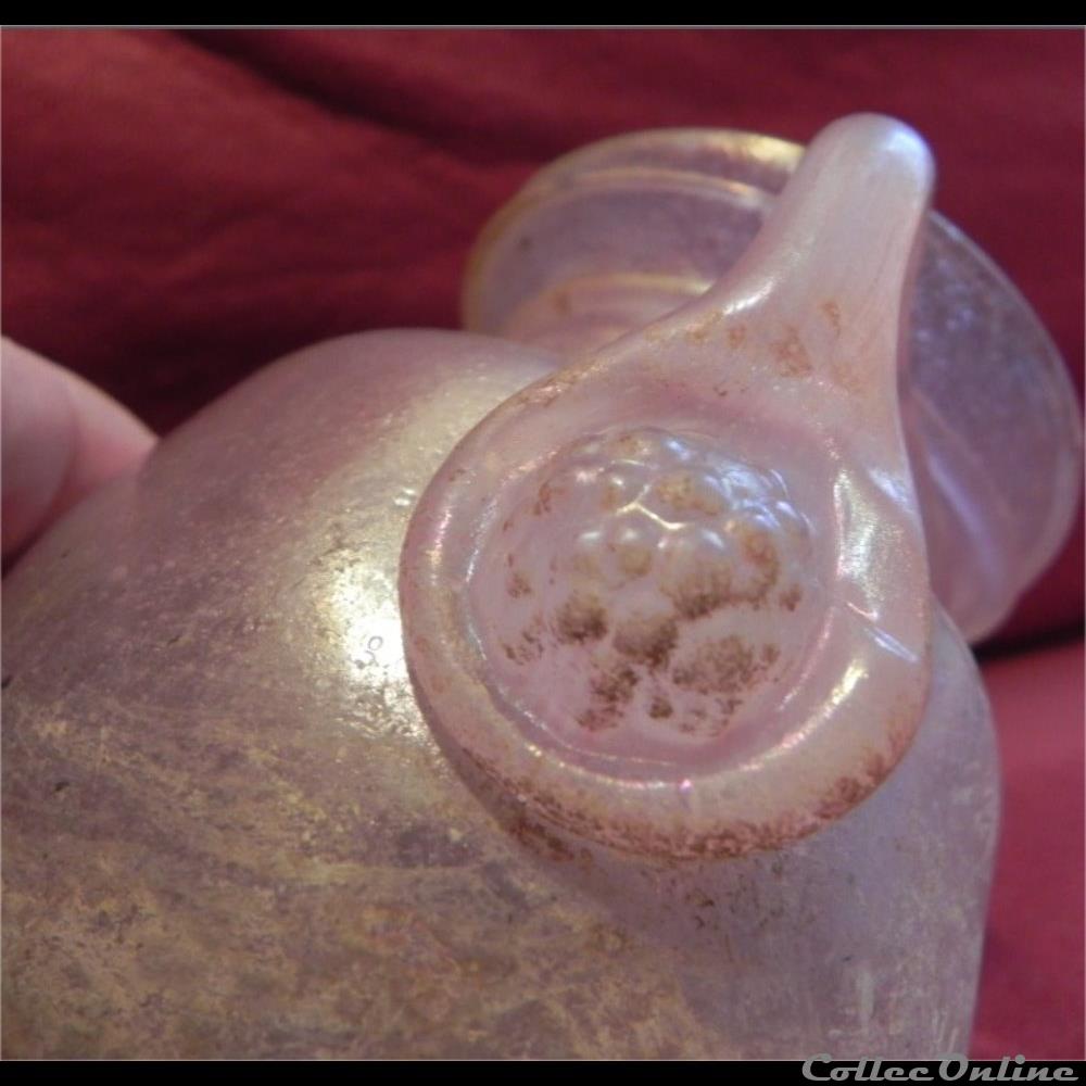 petit vase romain en verre blanc /rose irisé 3 art antiquite archeologie autre petit vase romain en verre blanc rose irise