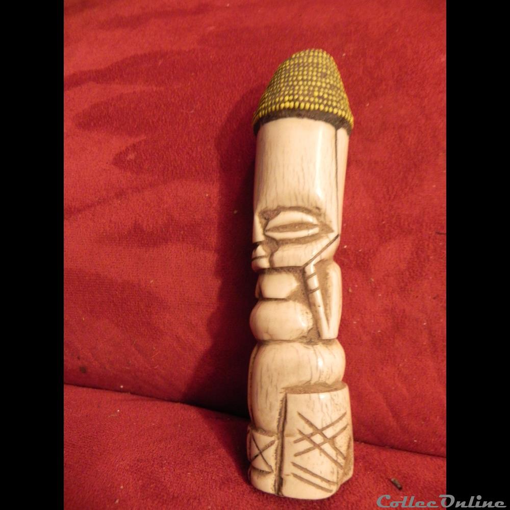 BAMOUN Fétiche ou poupée os et perles 3 art antiquite africain statue bamoun fetiche ou poupee os et perles