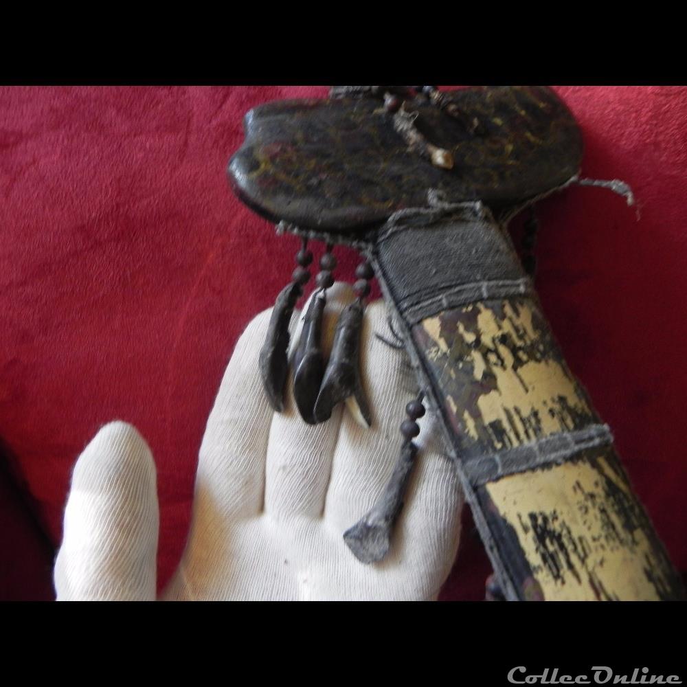 ancien couteau kriss damassé 4 militarium arme blanch mandat territoriaux ancien couteau kriss damasse
