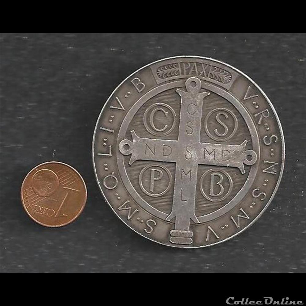 médaille du jubilé 1400 ans St Benoît. Argent ∅ : 4.7cm medailles religieuses medaille du jubile 1400 ans st benoit argent 4 7cm