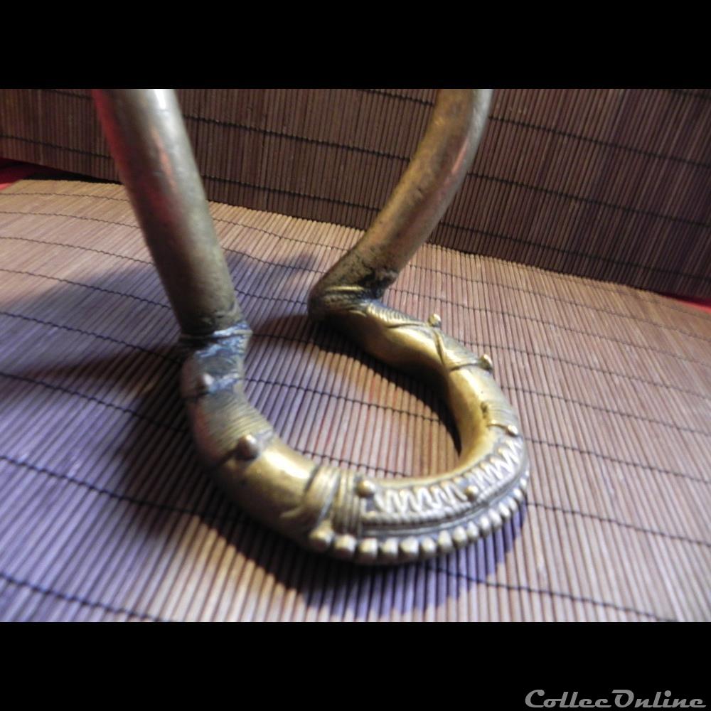 manille de cheville avec ouverture de délivrance 3 monnaie primitive manille de cheville avec ouverture de delivrance