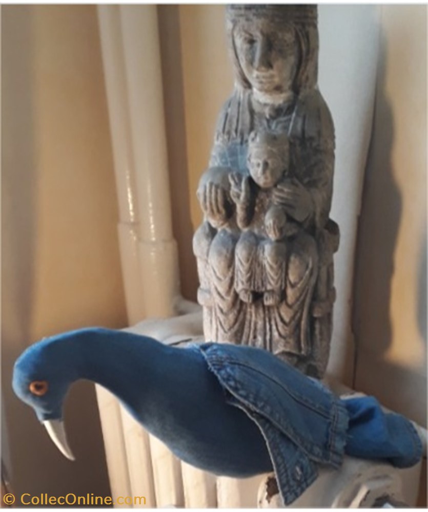 art antiquites sculptures tissus sculpture zoomorphe oiseau en tissu
