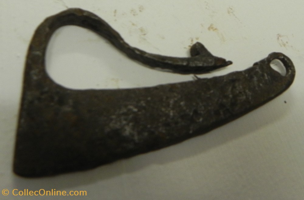art antiquites archeologie europe briquet trouve sur le champ de bataille de nicopolis 1396
