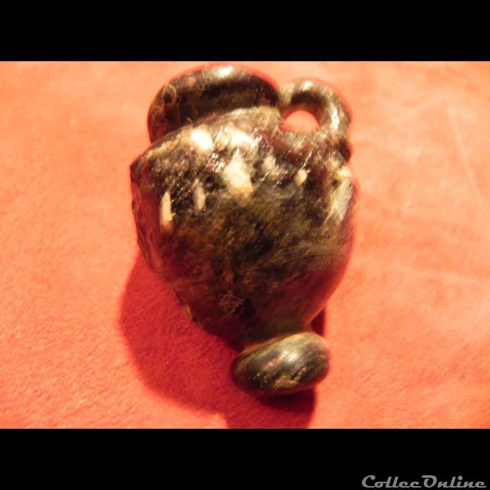 art antiquite archeologie asie amphorisque a onguent phenicien en pate de verre noir