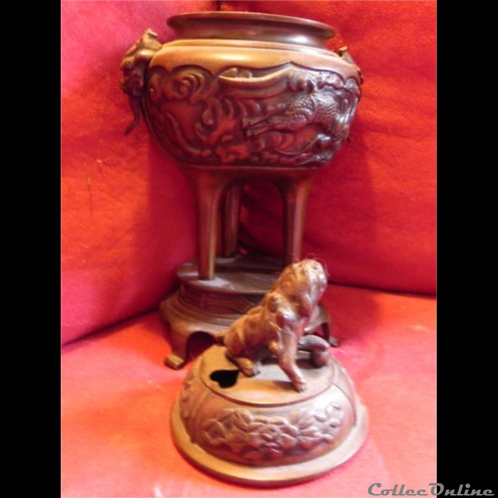 art antiquite asiatique europe brule parfums tripode bronze