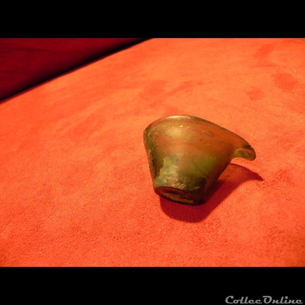 rince œil romain en verre vert irisé art antiquite archeologie europe rince il romain en verre vert irise