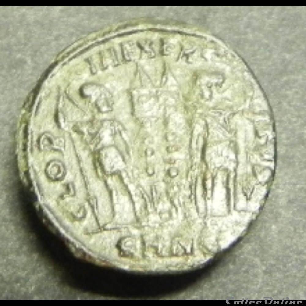 constantin I GLORIA EXERCITVS CAESS 330/335 4 monnaie antique av jc ap romaine constantin i gloria exercitvs caess 330 335
