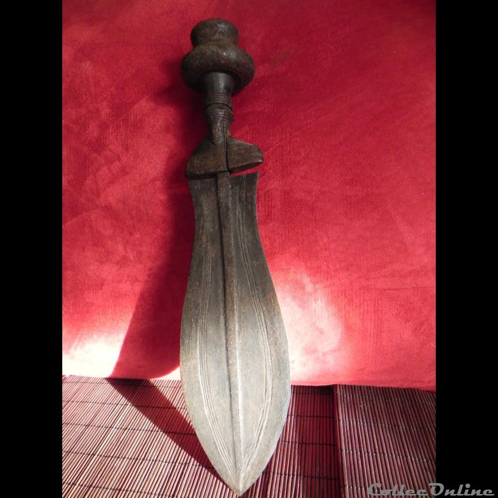 pré-monnaies de fer IKUL KUBA CONGO 3 primitive romaine pre monnaies de fer ikul kuba congo