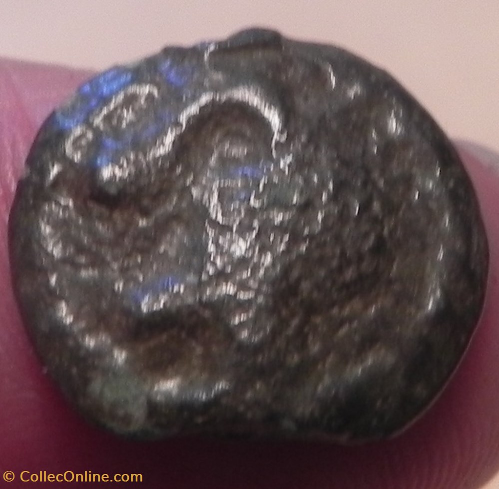 monnaies antiques celtes potin turons a la tete diabolique monnaie inspiration lunaire