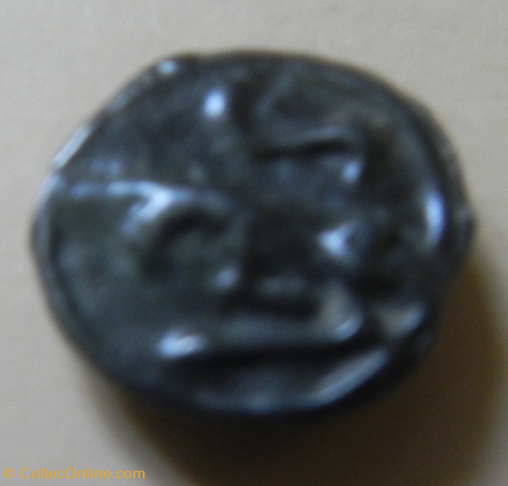monnaies antiques celtes potin turons a la tete diabolique monnaie inspiration lunaire