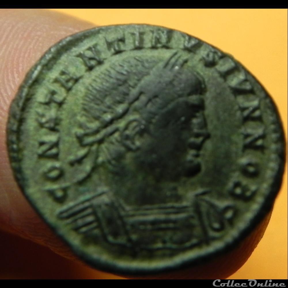 constantin II GLORIA EXERCITVS CAESS Constantinople 330/335 2 monnaie antique romaine constantin ii gloria exercitvs caess constantinople 330 335