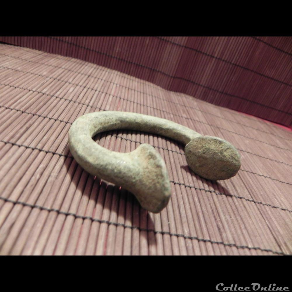 manille-monnaie de Birmingham zone Sahel .Manilla-bronze-slave-bracelet primitive romaine manille monnaie de birmingham zone sahel manilla bronze slave bracelet